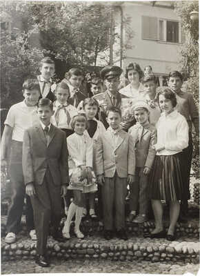 Лот из трёх фотографий советских космонавтов: